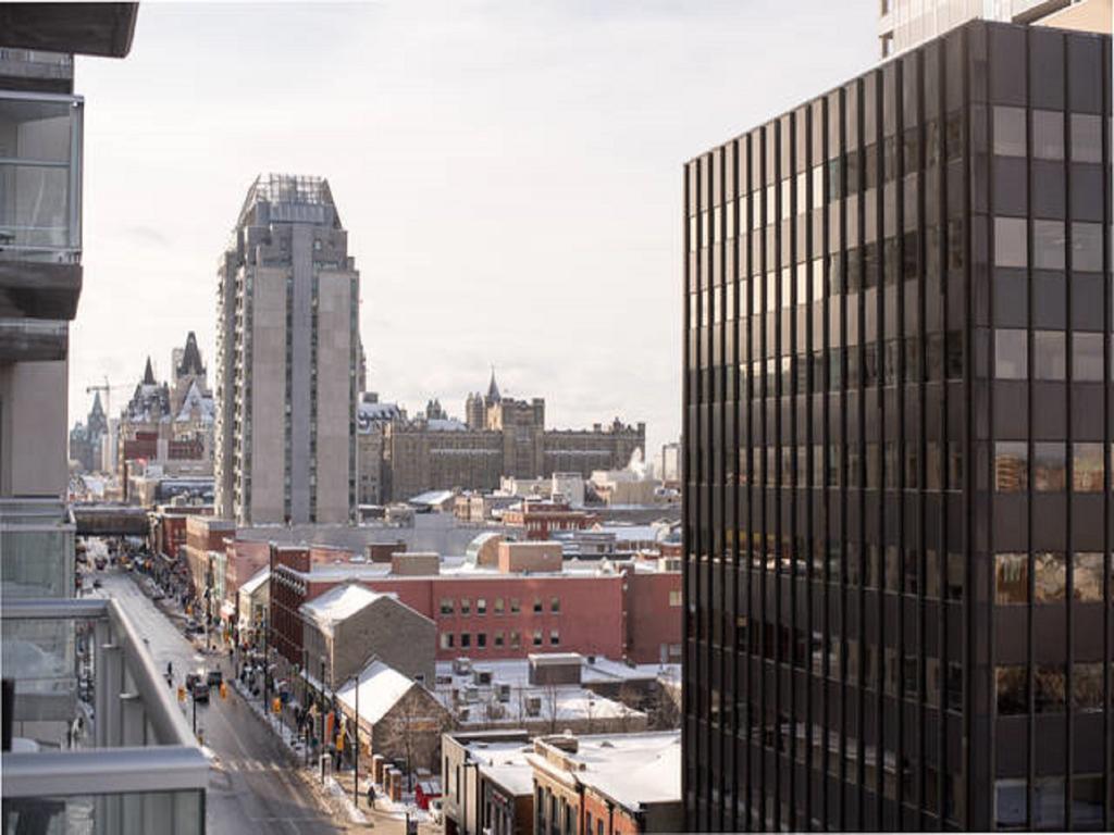 Nge - Rideau Street * Ottawa