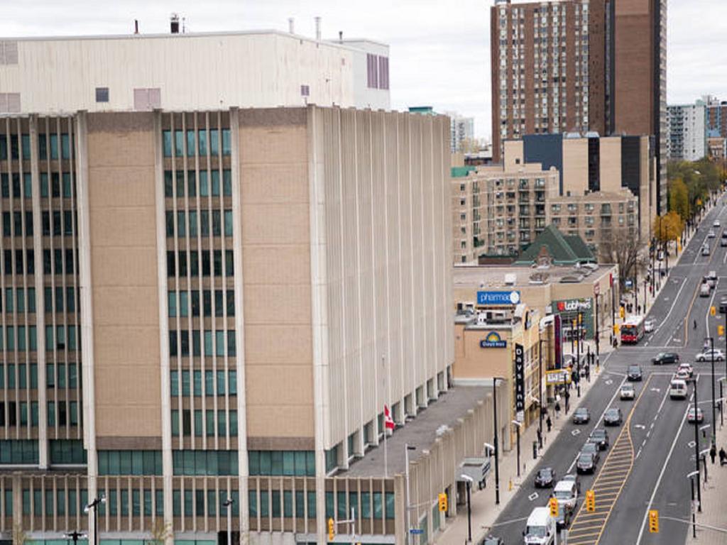 Nge - Rideau Street *