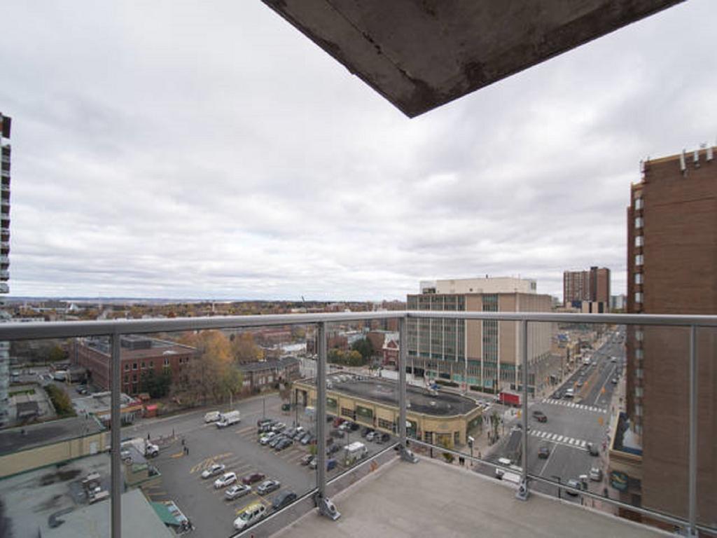 Nge - Rideau Street